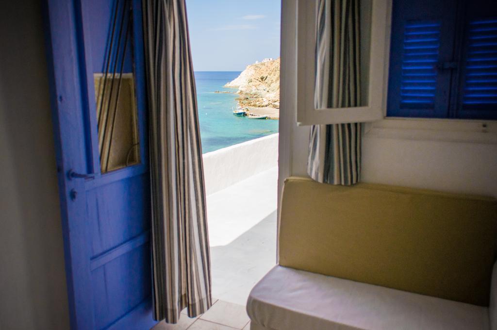 Hotel Κymanemi Folegandros Agali Habitación foto